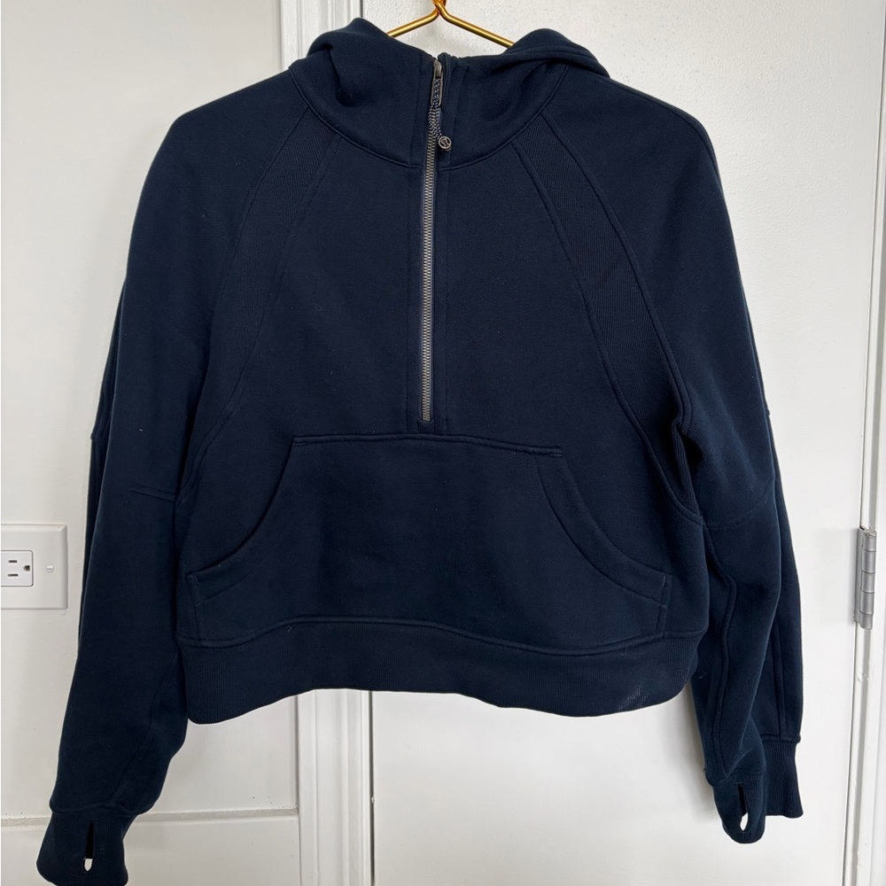Lululemon half zip cropped Scuba